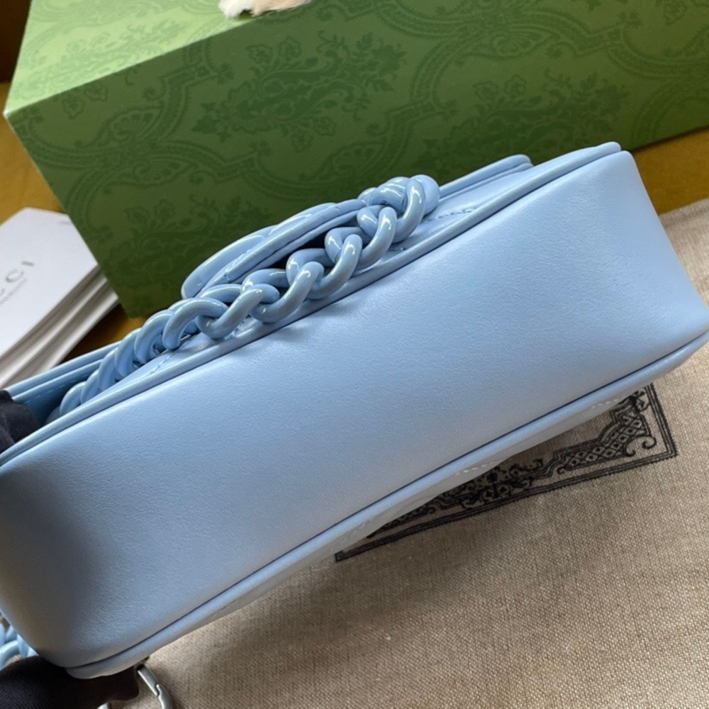 Gucci Women's Bags - Picture 3 of 6